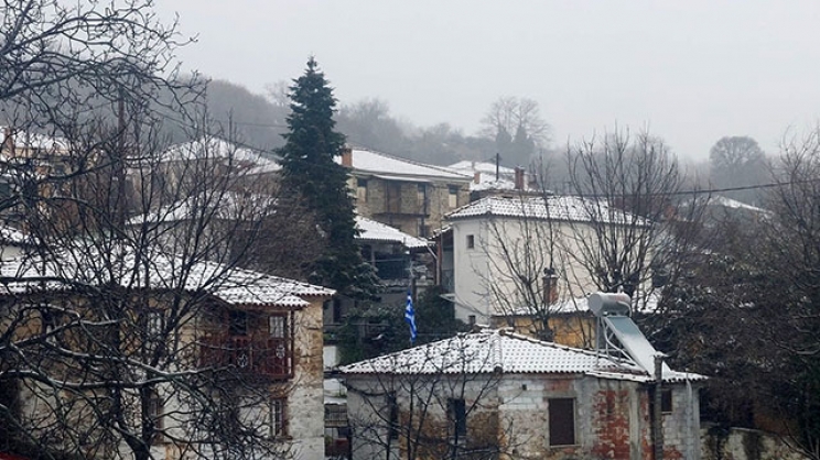 Στα λευκά τα ορεινά της Αγιάς