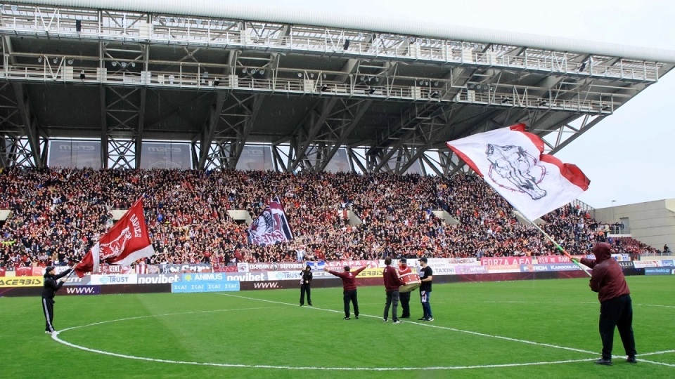 Λάρισα: Μια πόλη που ζει και αναπνέει για την ΑΕΛ