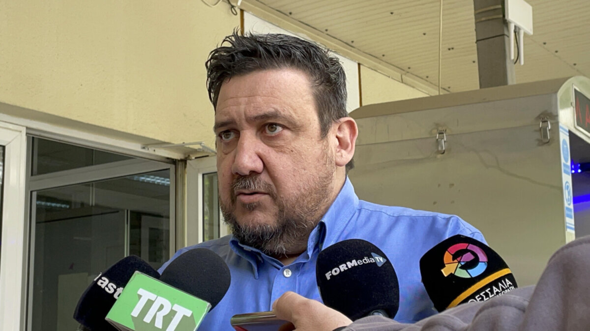 Παραμένει στο «τιμόνι» του Γενικού Νοσοκομείου Λάρισας ο διοικητής Γρηγόρης Βλαχάκης