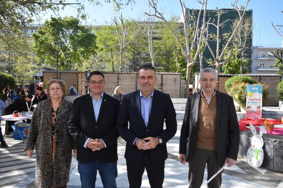 Δήμος Λαρισαίων: Πολύχρωμες πασχαλινές δημιουργίες στην πλατεία Ταχυδρομείου - Θ.Μαμάκος: «Ανεκτίμητη η προσφορά και το έργο των Παιδικών Σταθμών του Δήμου μας»