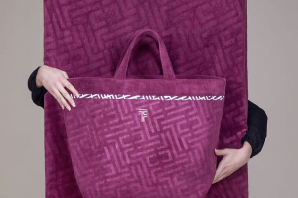 tsanta-thalassis-68x40x40-feel-touch-icon-aubergine4E96C134-F601-6D80-8951-1CD28310A529.jpg